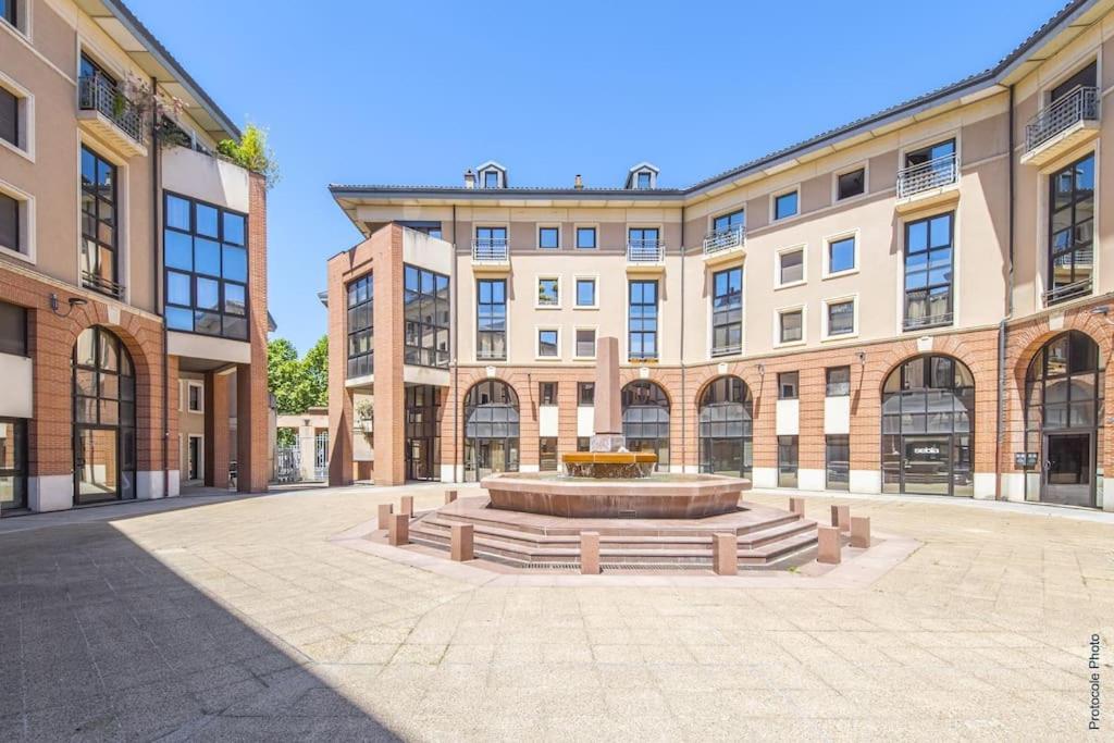 Nocnoc - Le Pargamin - Large Duplex Place Saint-Pierre Toulouse Exteriör bild